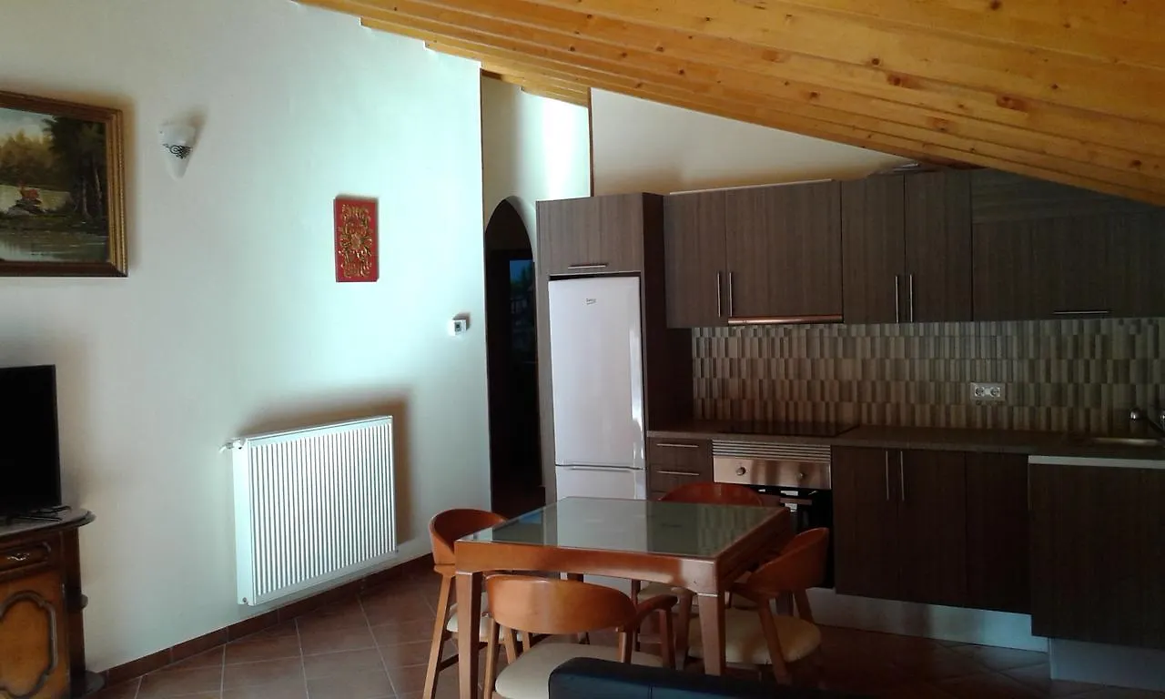 Cal Capita Sora Aparthotel Sant Quirze De Besora