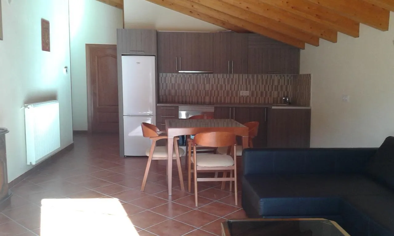Cal Capita Sora Aparthotel Sant Quirze De Besora